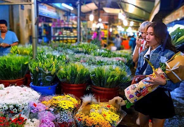 Chợ hoa hồ thị kỷ