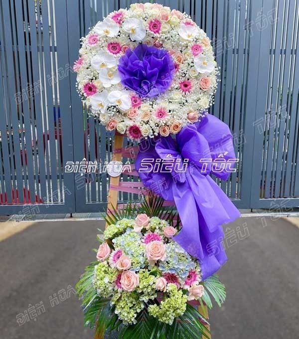 Hoa viếng đám tang thanh thiếu niên