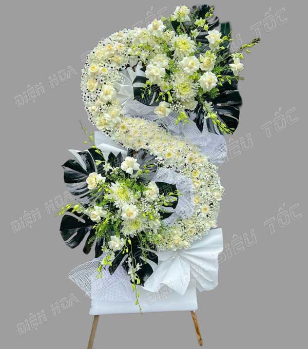 Hoa tang lễ màu trắng kiểu mới