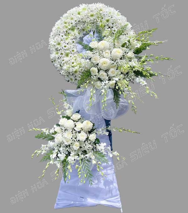 Kệ hoa cúc trắng phối với mẫu đơn trắng và lan thái trắng
